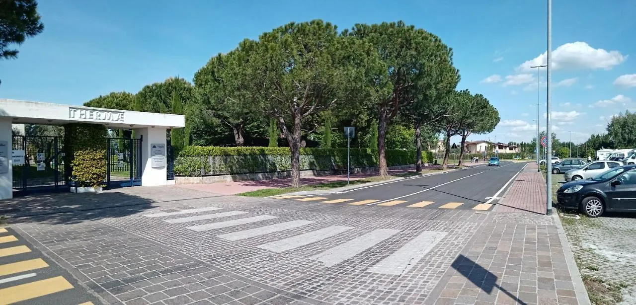 Sunflower Apartment - Trilocale Con Piscina, Terrazza E Wifi Sirmione Italia