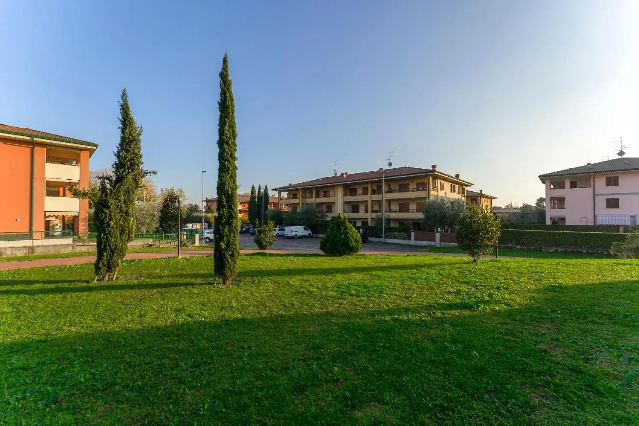 Sunflower Apartment - Trilocale Con Piscina, Terrazza E Wifi Sirmione 0*,